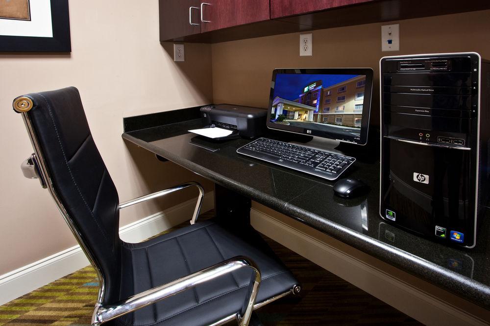 Holiday Inn Express Palatka Northwest By Ihg Zewnętrze zdjęcie